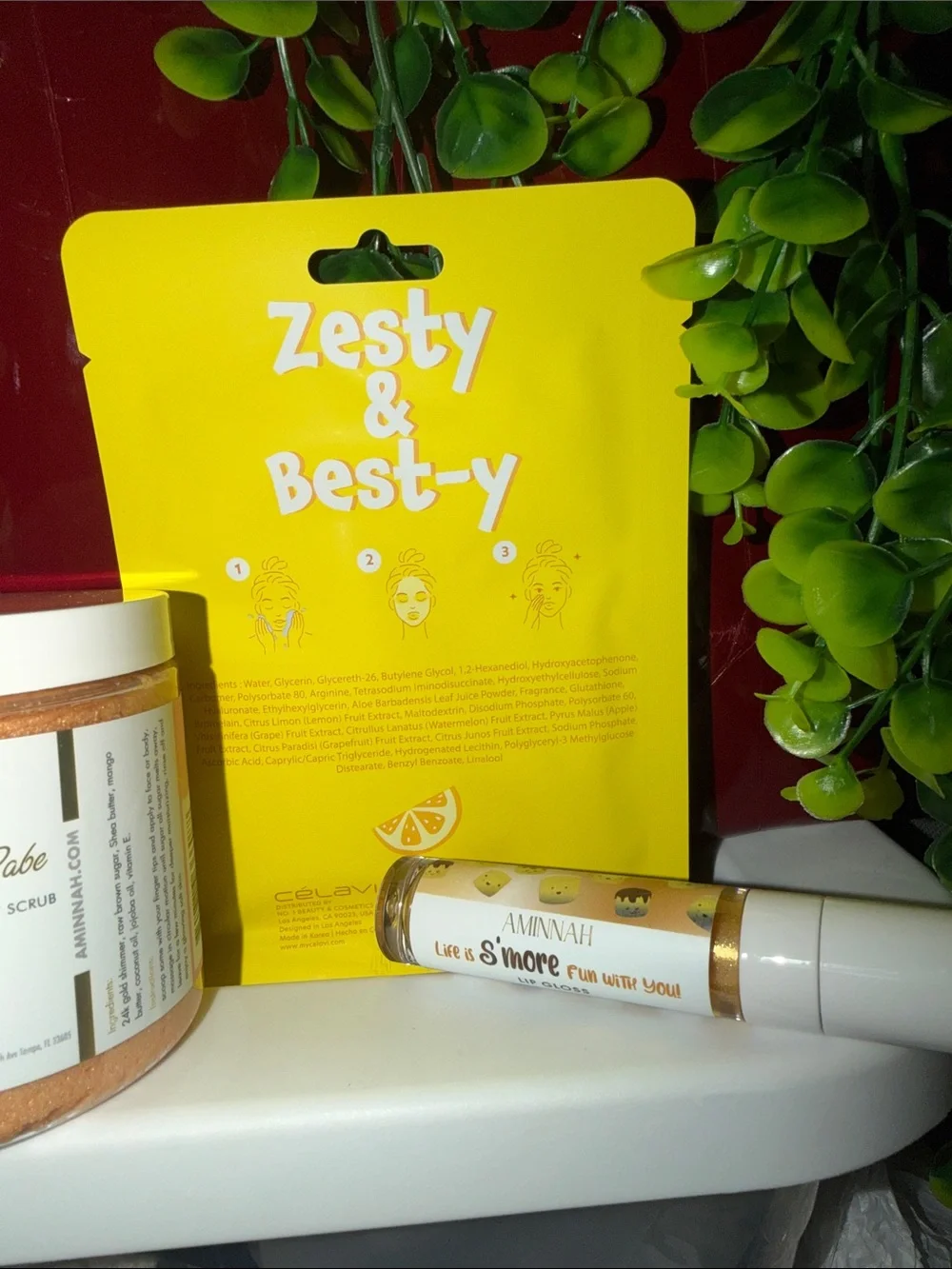 AMINAH Gold Sunshine Bake Sugar Scrub & Lip Gloss -Plus Face mask